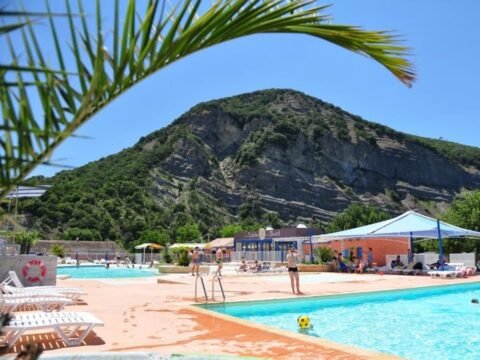 camping-la-plage-fleurie