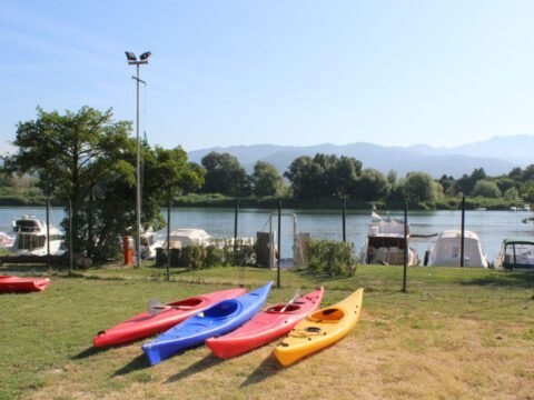 camping-river